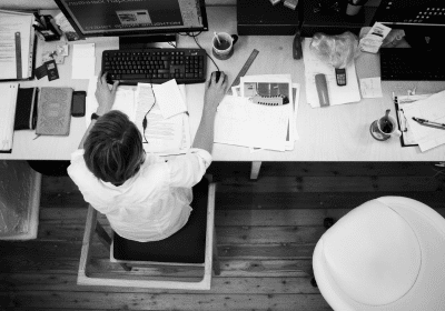 federal employee image